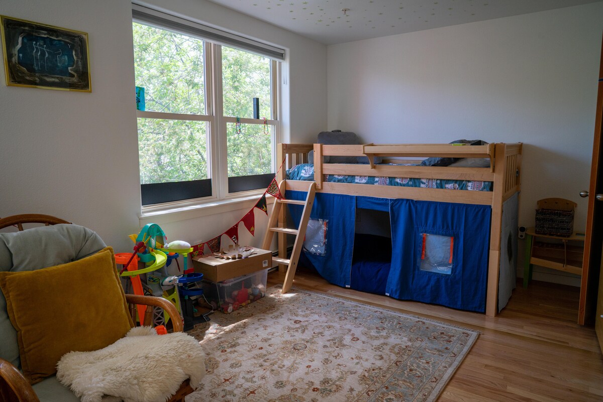 Bedroom in the Wild Sage summer rental townhouse